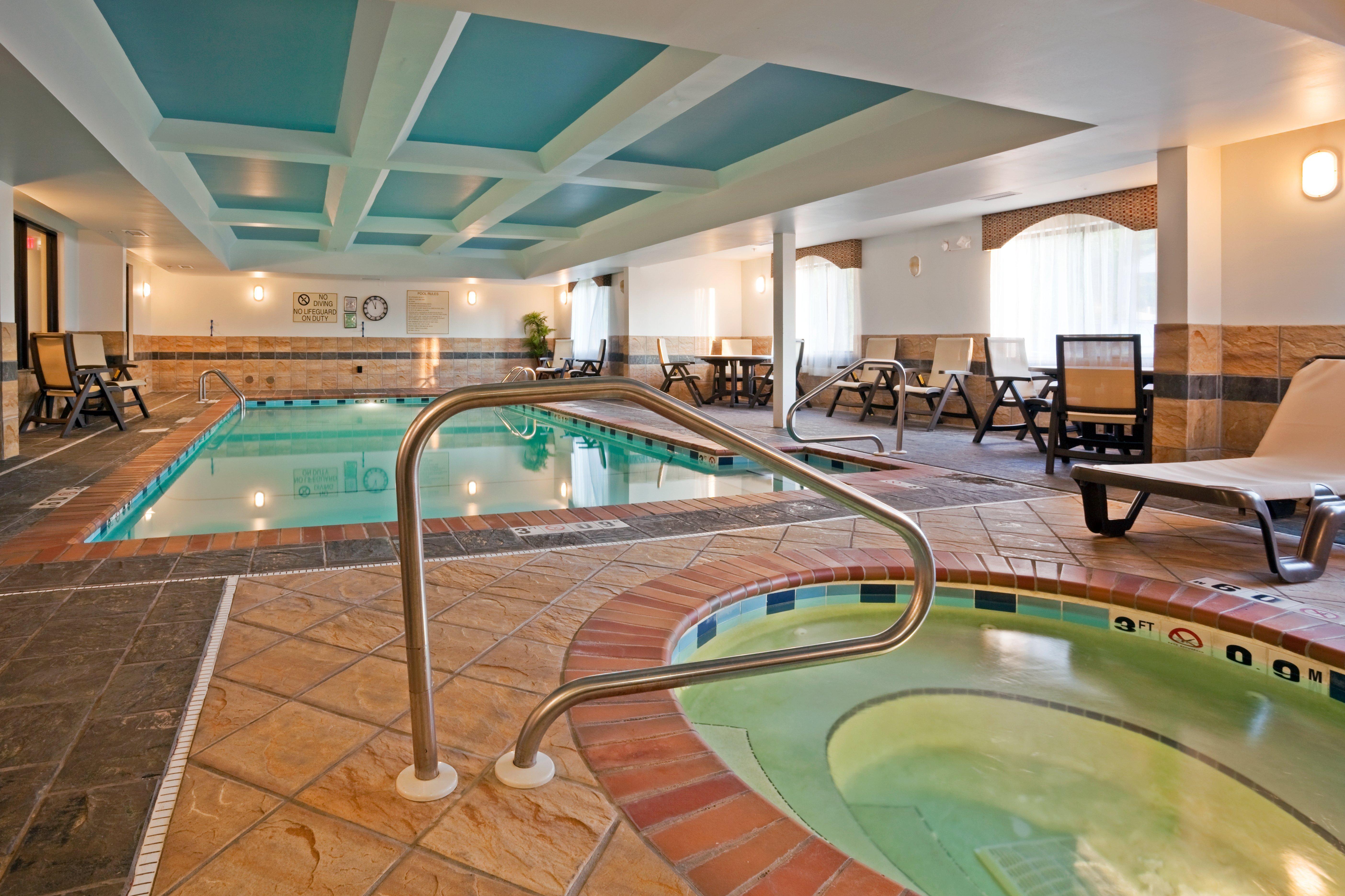 Holiday Inn Express Hotel & Suites Birmingham - Inverness 280 By Ihg Exterior foto