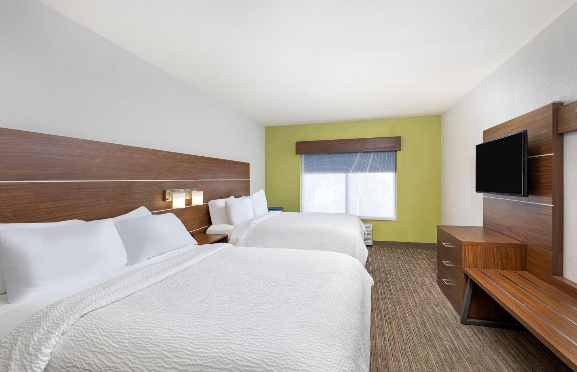 Holiday Inn Express Hotel & Suites Birmingham - Inverness 280 By Ihg Exterior foto
